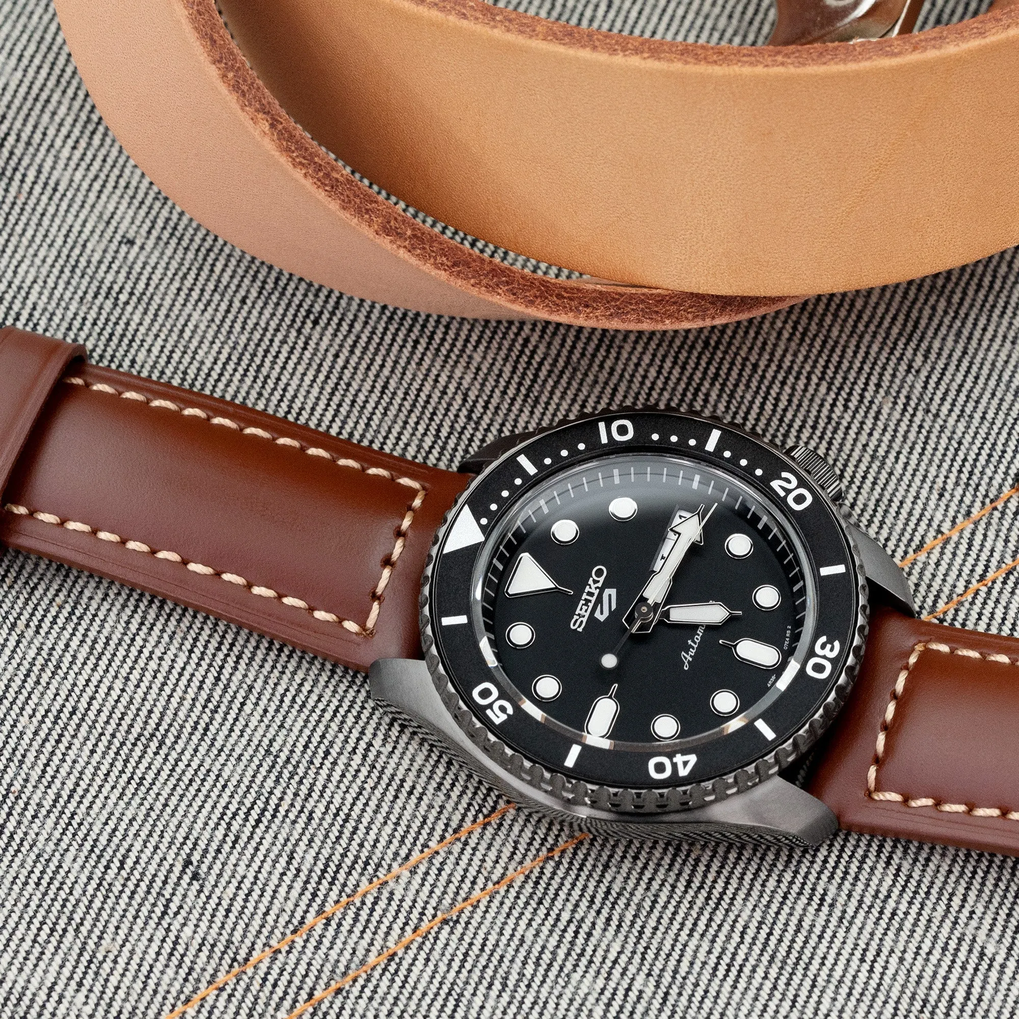 24mm Pecan Brown Tapered Smooth Leather Watch Band