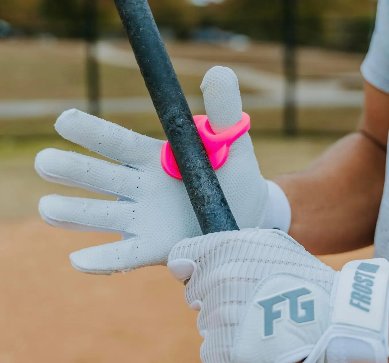Baseball Thumb Guard, Batters Batting Grip, Finger Guard, Accessory, Batting Protection, Reduce Bat Sting, Hitting Aid