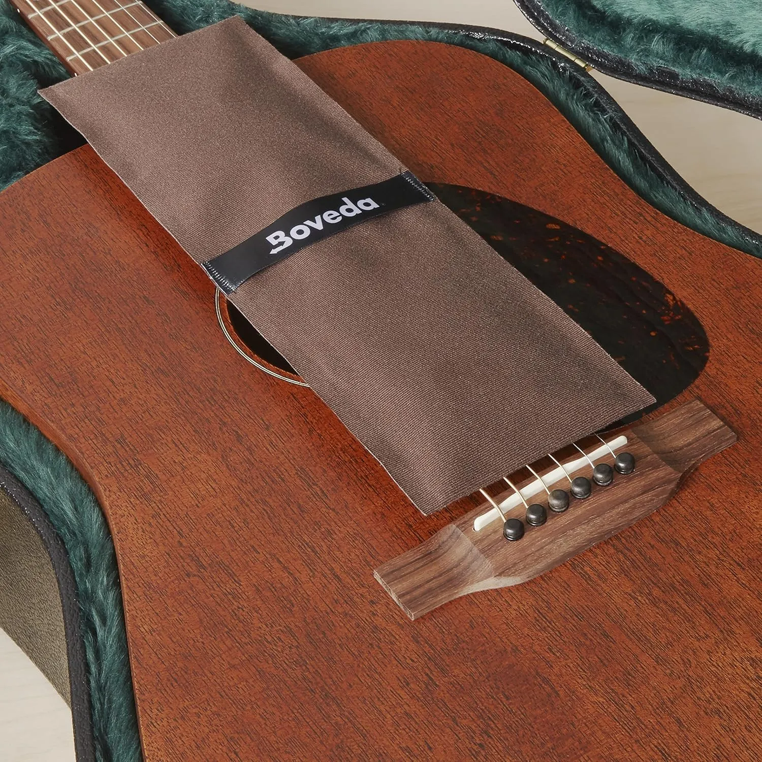 Boveda 49% Two-Way Humidity Control Packs for Music Instruments – 4 Pack – Standard Size – Prevents Warping & Cracking for Wooden Instruments– Humidifier Packs for Instrument Cases – Resealable Bag
