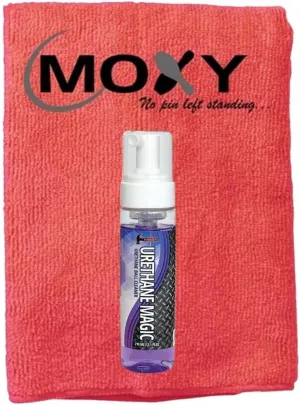 Bowlerstore Products Hammer Urethane Magic Bowling Ball Cleaner -7 oz with Moxy Micro Fiber Cleaning Towel (Red)