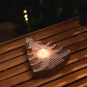 Hand Carved Xmas Tree Block Wooden Tealight Holder For Christmas Decoration