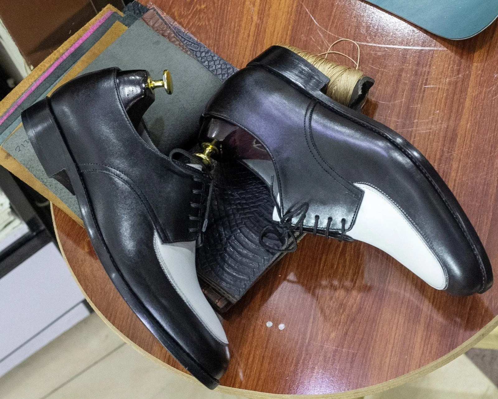 Handmade Genuine Cow-Hide Leather & Suede De\ray Shoes For Men, Dress Formal Lace Shoes For Men's