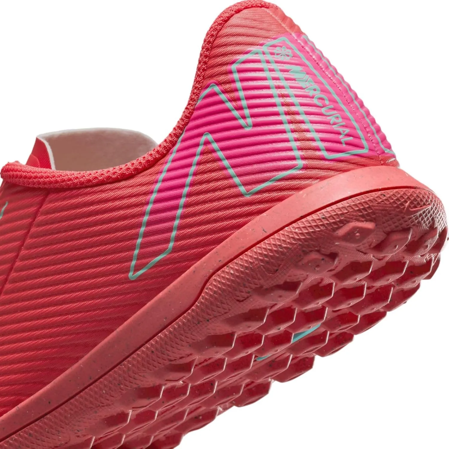 Nike Jr. Mercurial Vapor 16 Club Little/Big Kids' TF Low-Top Soccer Shoes (FQ8287-800, Ember Glow/Aurora Green)