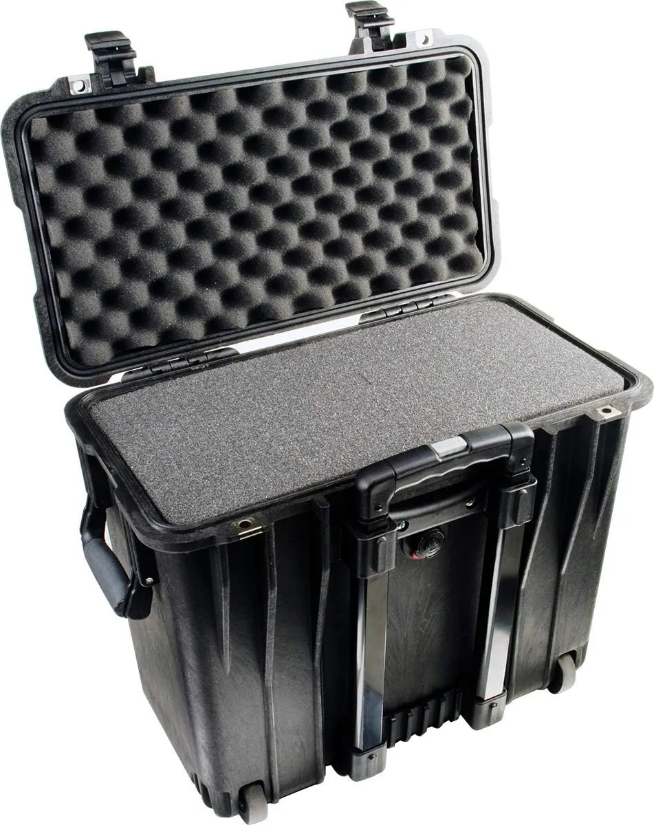 Pelican 1440 Camera Case With Foam (Black)