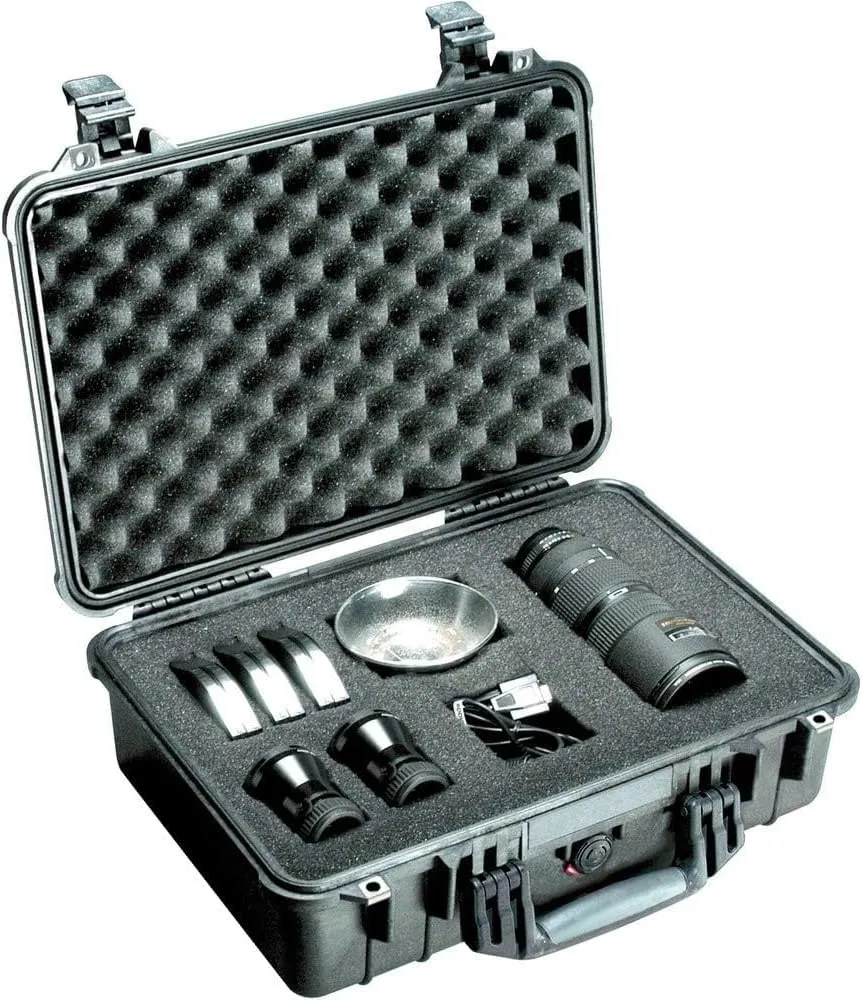 Pelican 1500 Case With Foam (Black)