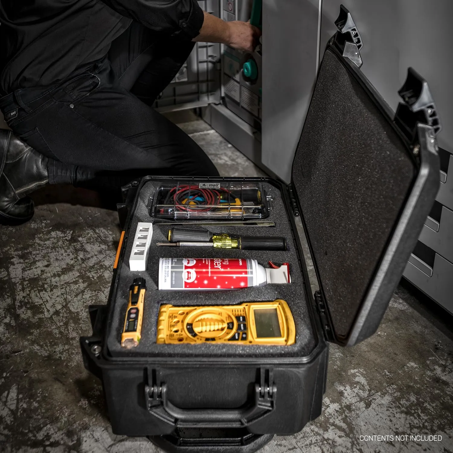 Pelican Vault V525 Hard Case (Camera, Pistol, Gear, Equipment)