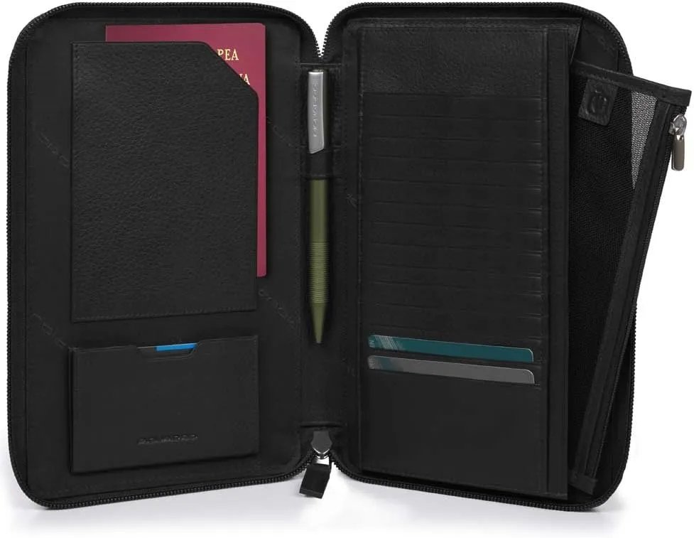 PIQUADRO Men's Passport Holder, Black, 2.5x23x15 cm (W x H x L)