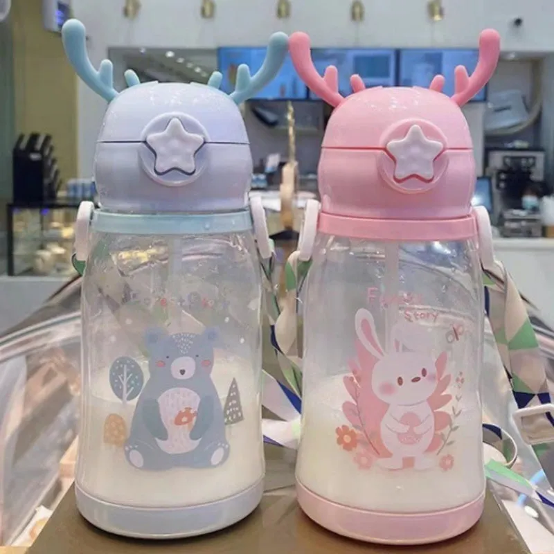Premium Kids Antler Straw Water Bottle – Large Capacity, High-Quality Plastic, Leak-Proof Design, Cute Deer-Inspired Look, Ideal for Summer Hydration, Durable & Easy to Carry Children's Bottle
