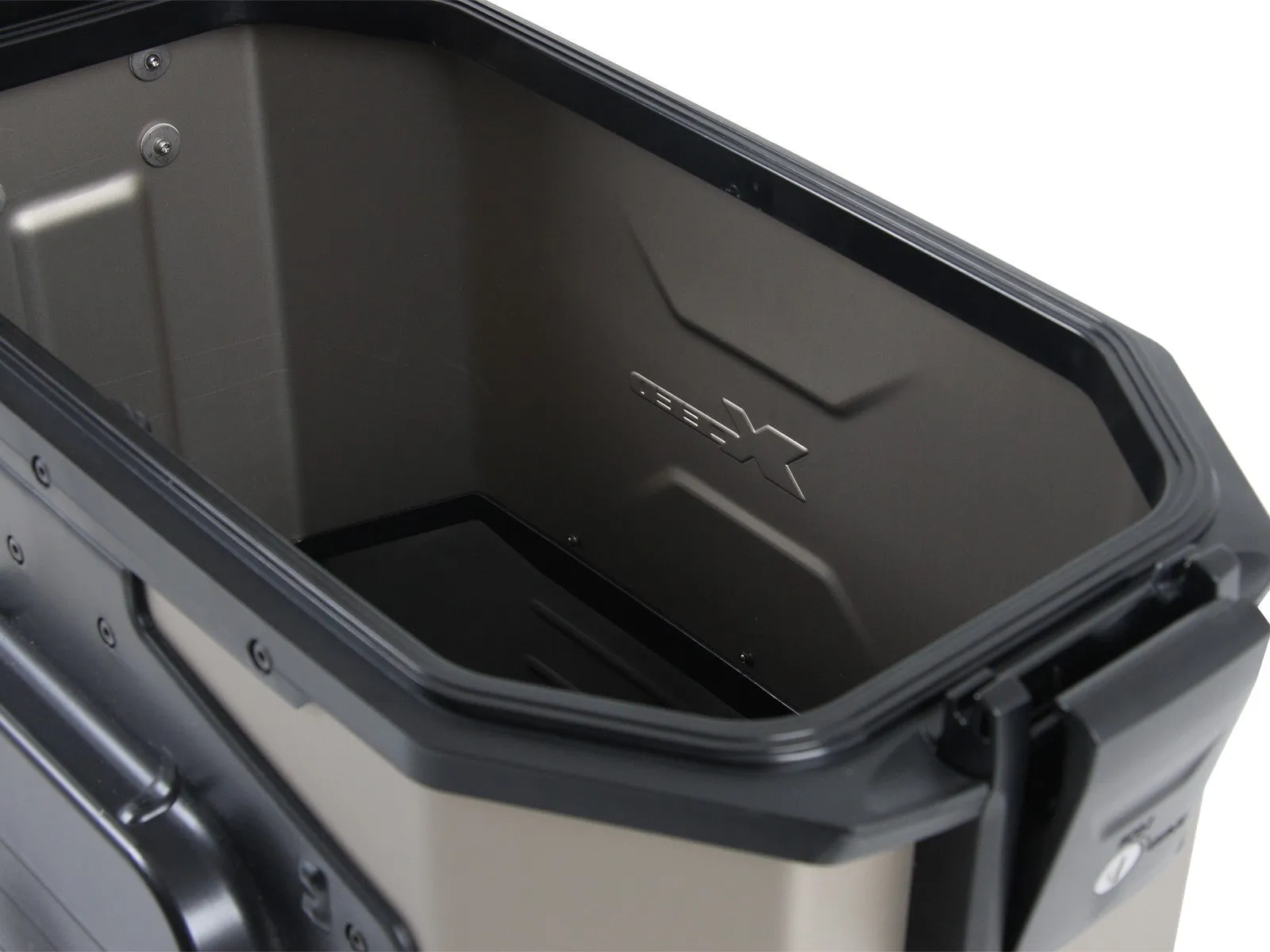 Sidecases 38 Xceed