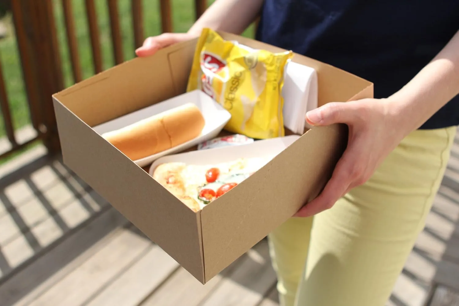 Southern Champion Tray 0121 Kraft Paperboard 4 Corner Pop Up Food and Drink Stadium Tray, 10-1/2" Length x 10-1/2" Width x 3-11/16" Height (Case of 200)