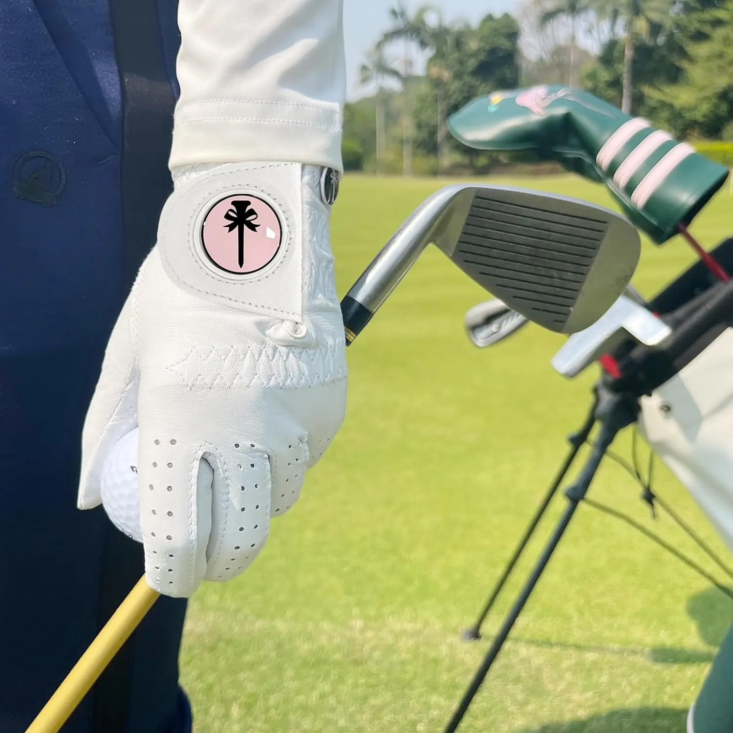 Swig Sip Womens Cabretta Leather Golf Glove Left Hand All-Weather Breathable Design with Ball Marker Ladies Golf Gloves for Training & Golfing