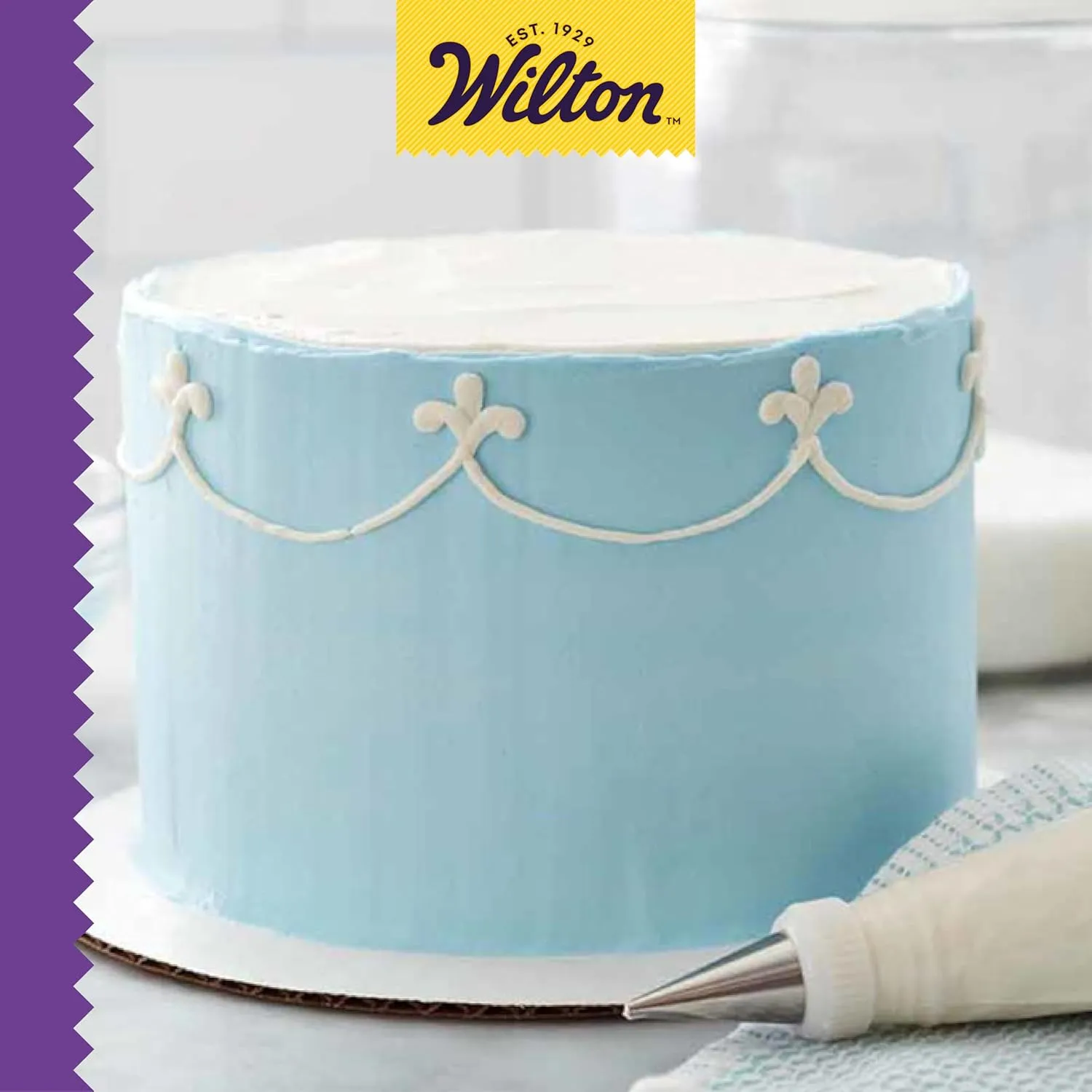 Wilton Disposable Decorating Bags for Piping Icing & Cake Decorating, Perfect for Baking Creations, 100-Count, Packaging May Vary