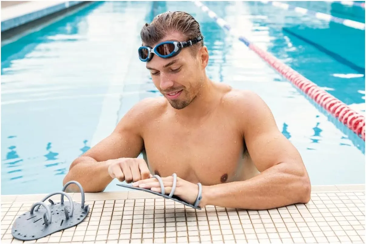 ZOGGS Unisex Adult Matrix Swimming Hand Paddles | Swim Training Paddles to Improve Stroke Technique | Arms/Shoulders Strength